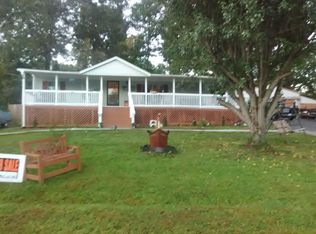 698 Treasure Island Rd, Hardin, KY 42048