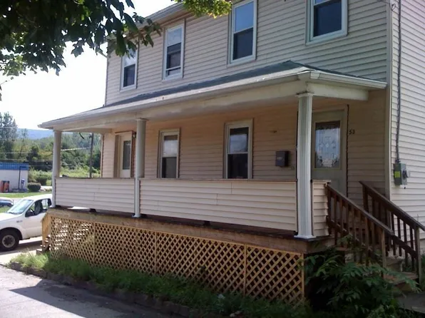 53 Schoolhouse Ln, Wilkes Barre, PA 18702