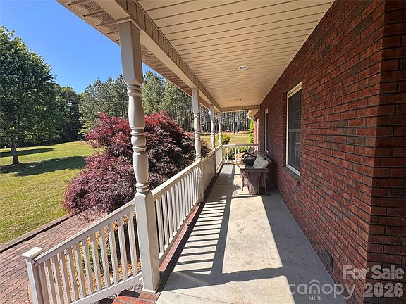 3rd image of 48574B High Rock Rd