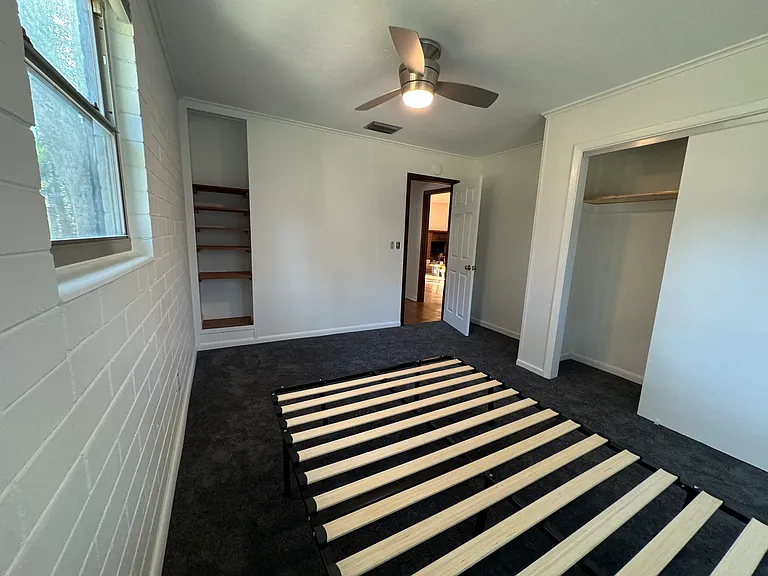 6020 SW 27th Ter — Photo 5