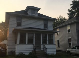 719 S Elm Ave, Jackson, MI 49203