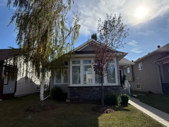 74 Cooper Close, Red Deer, AB T4P 0G7