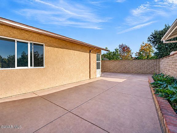 5th image of 25790 Parada Dr
