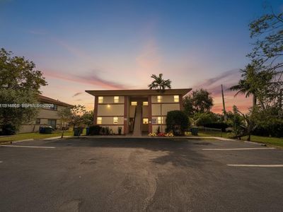 825 SW 10th St, Hallandale, FL, 33009