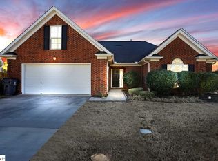 4 Rosemoss Ct, Simpsonville, SC 29680