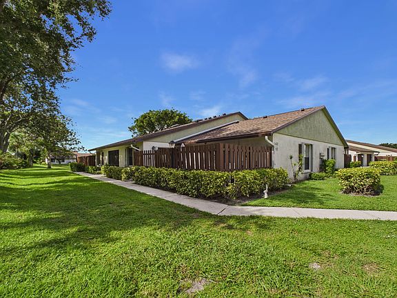 2nd image of 3760 Coco Loba Lane