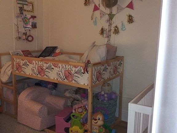 5th image of 298 7th Ave APT 1