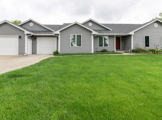 114 Grant St N, Bondurant, IA 50035