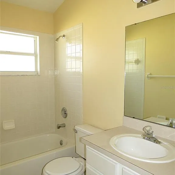 9427 Hunters Pond Dr — Photo 20