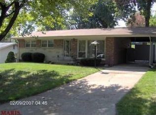 1766 Cargill Dr, Saint Louis, MO 63136