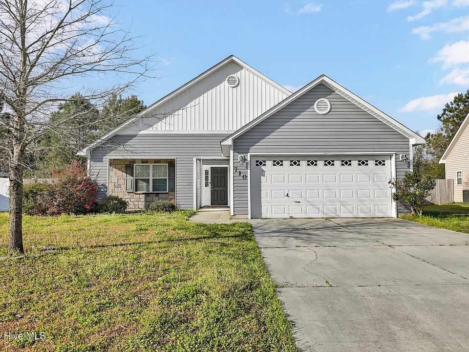 1st image of 710 Savannah Drive