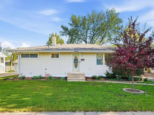 (undisclosed Address), White Bear Lake, MN 55110