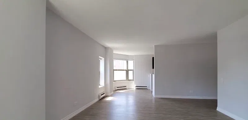 2 bed, 2.0 bath, 960 sqft, $3,380 — Photo 2