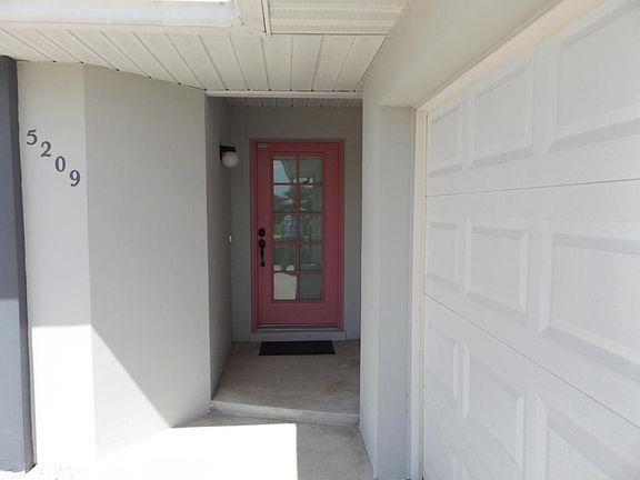 4th image of 5209 Eagle Dr