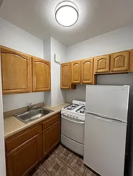 Rented by Five Town Global Realty