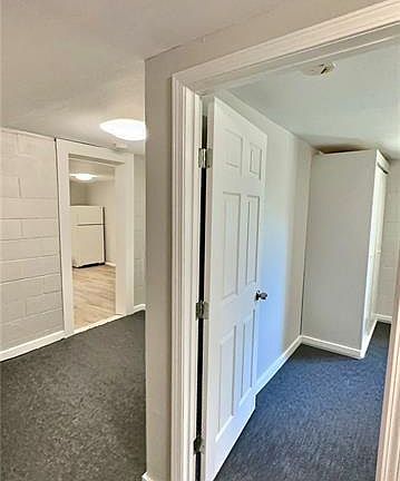5th image of 646 Avenue E #B