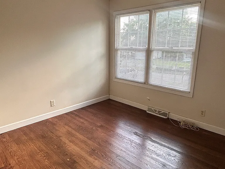 1122 Fernview Dr — Photo 12
