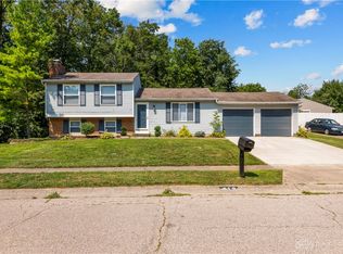 619 Jamestown Dr, Miamisburg, OH 45342