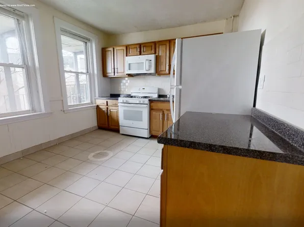 524 Cambridge St, Allston, MA