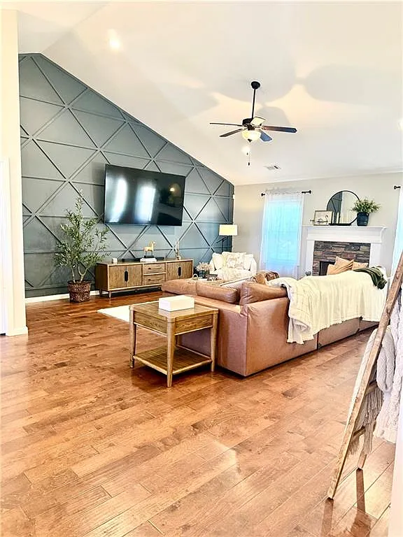 Building Photo - 320 Cranmore Pl
