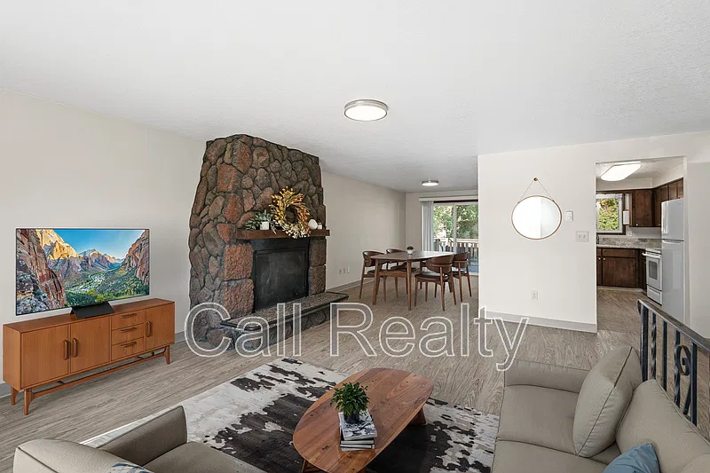 4 bed, 2.0 bath, 1705 sqft, $1,975 — Photo 3
