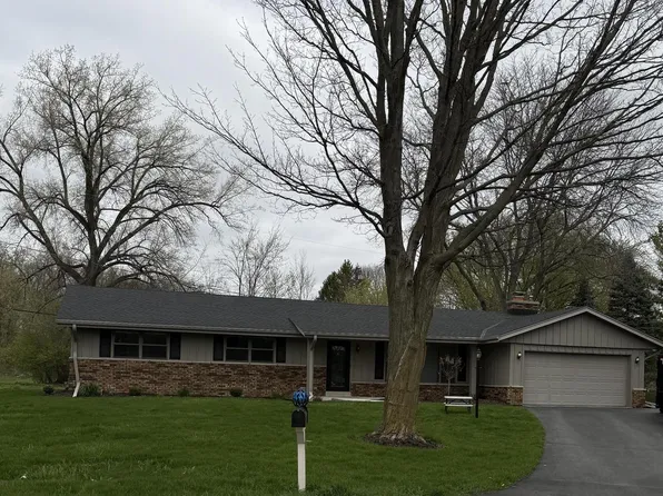 2490 Le Fey COURT, Brookfield, WI 53045