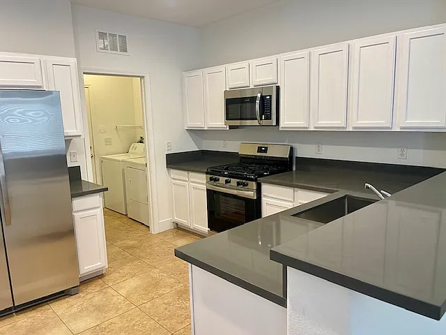 6700 Prairie Dusk Dr — Photo 4