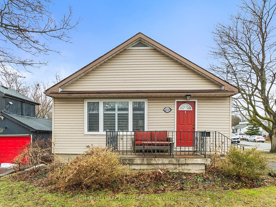 1st image of 107 Maple St W