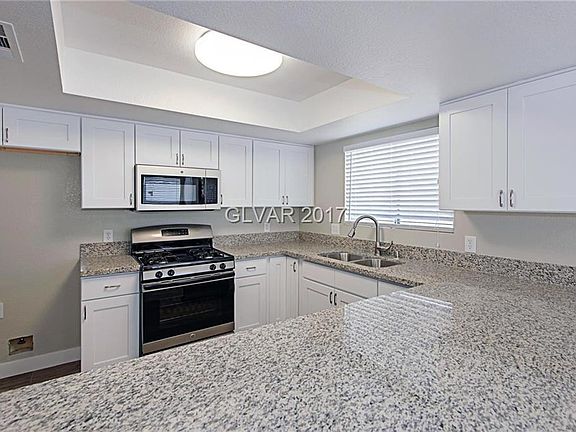 3rd image of 2381 Sag Harbor Dr