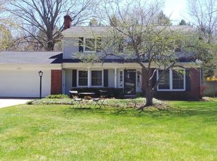 1302 Heather Dr, Holland, MI 49423
