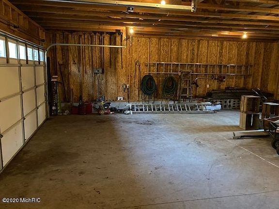 4th image of 8411 Puustinen Rd