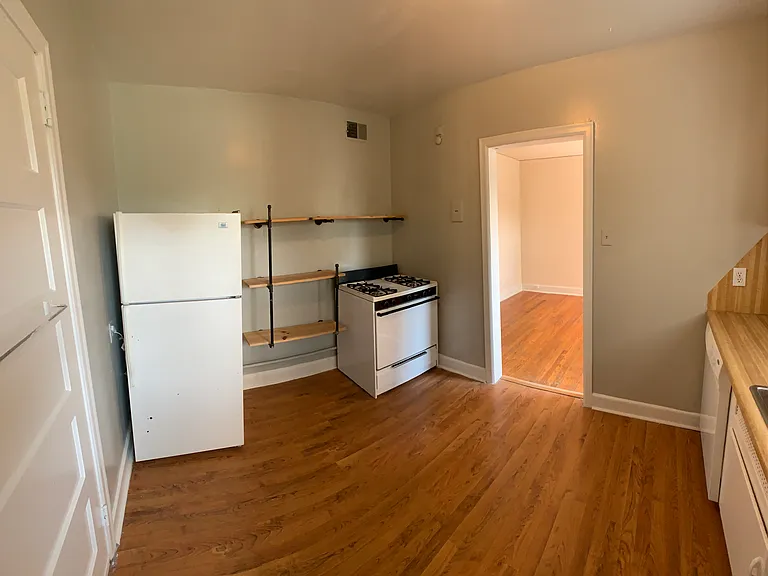 917 Oxmoor Rd #201 — Photo 41