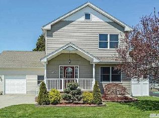 63 Clark Ave, Massapequa, NY 11758