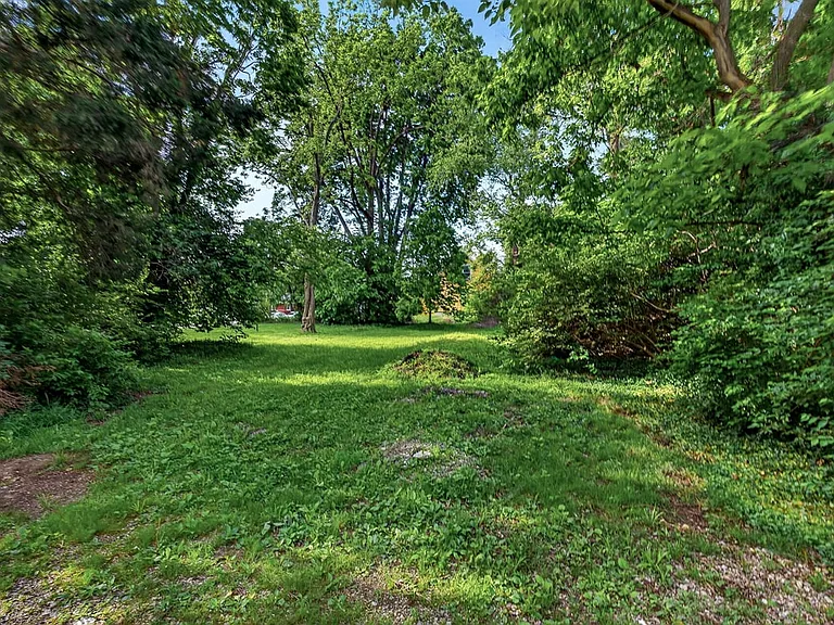 1407 W North Bend Rd — Photo 33