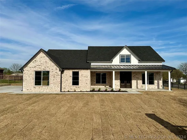 907 S Tall Chief St, Skiatook, OK 74070