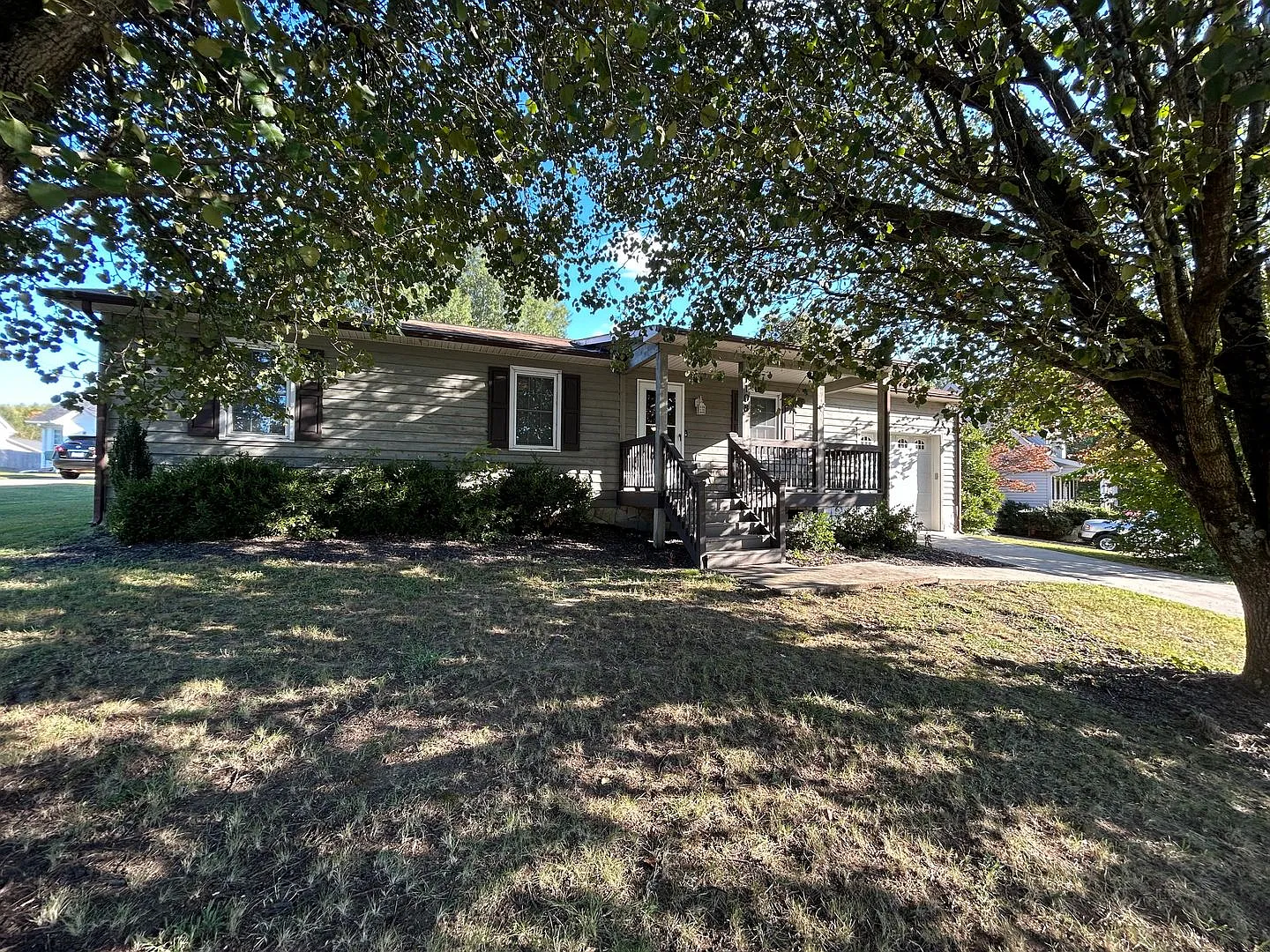 Move-In Ready 3-Bedroom Home with New Flooring and Large Fenced Backyard — Photo 1