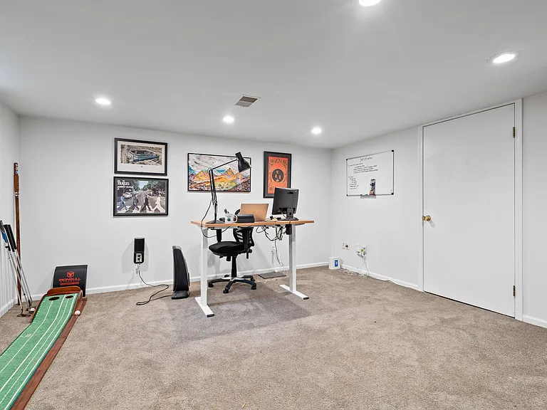 1057 N Old Woodward Ave — Photo 21