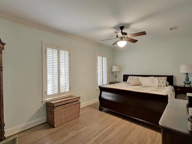 5018 Shoal Creek Blvd — Photo 25