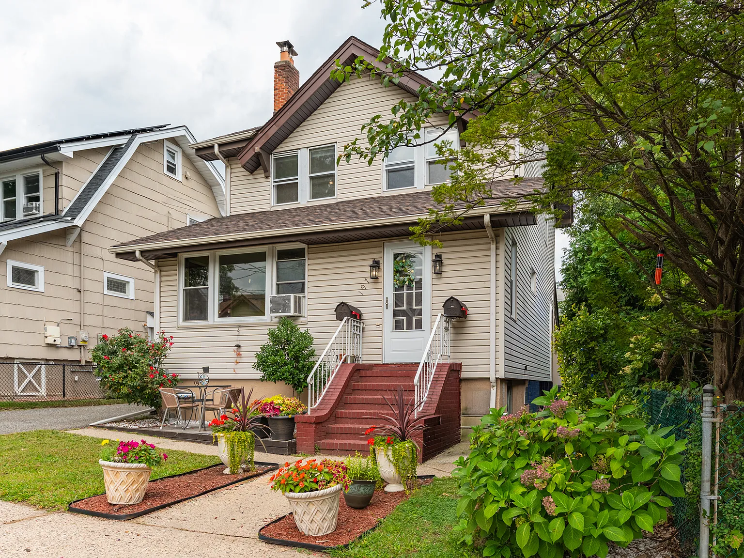 1 bed, $2,300 — Photo 3
