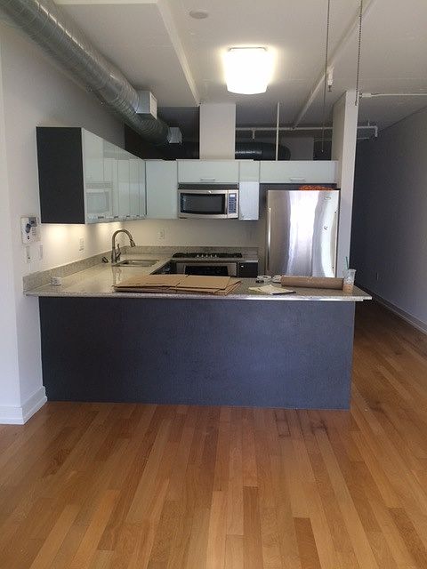 1st image of 645 W 9th St APT 510