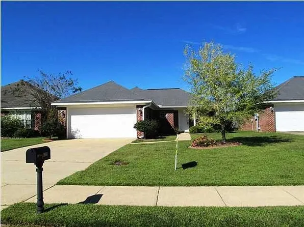 8398 Oak Pointe Ct, Mobile, AL 36695