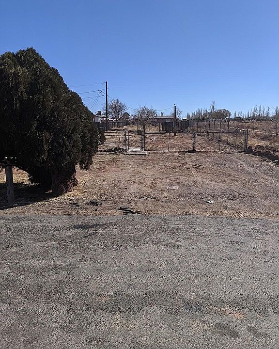 1st image of 1121 W Desmond St Lot '-'
