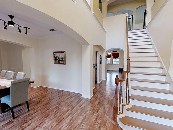 3rd image of 447 Hearthside Ct