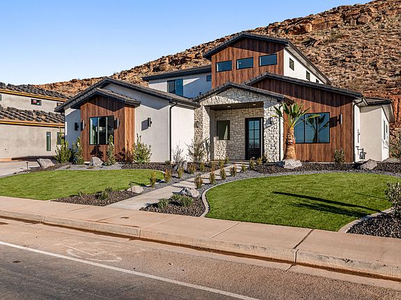 3rd image of 446 E Weatherby Way