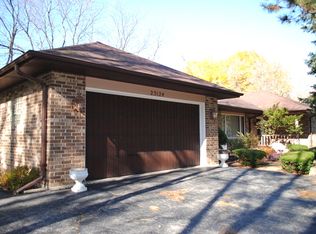 23124 N Apple Hill Ln, Prairie View, IL