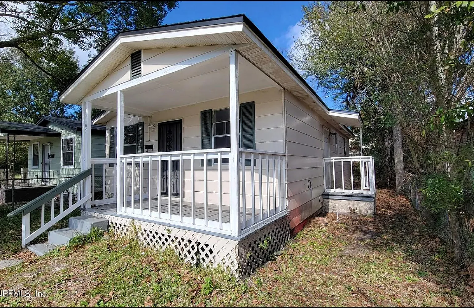 1103 Grant St — Photo 2