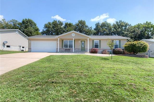 1st image of 1050 Sleepy Hollow Dr