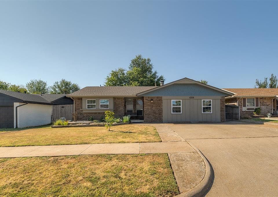 1st image of 4508 SE 50th St