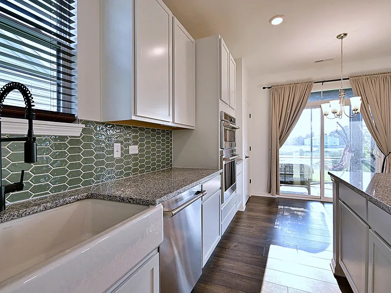 311 Dennis Ln — Photo 11