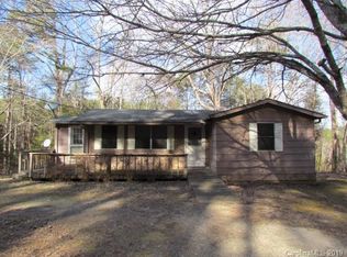 233 Blanton Rd, Mill Spring, NC 28756